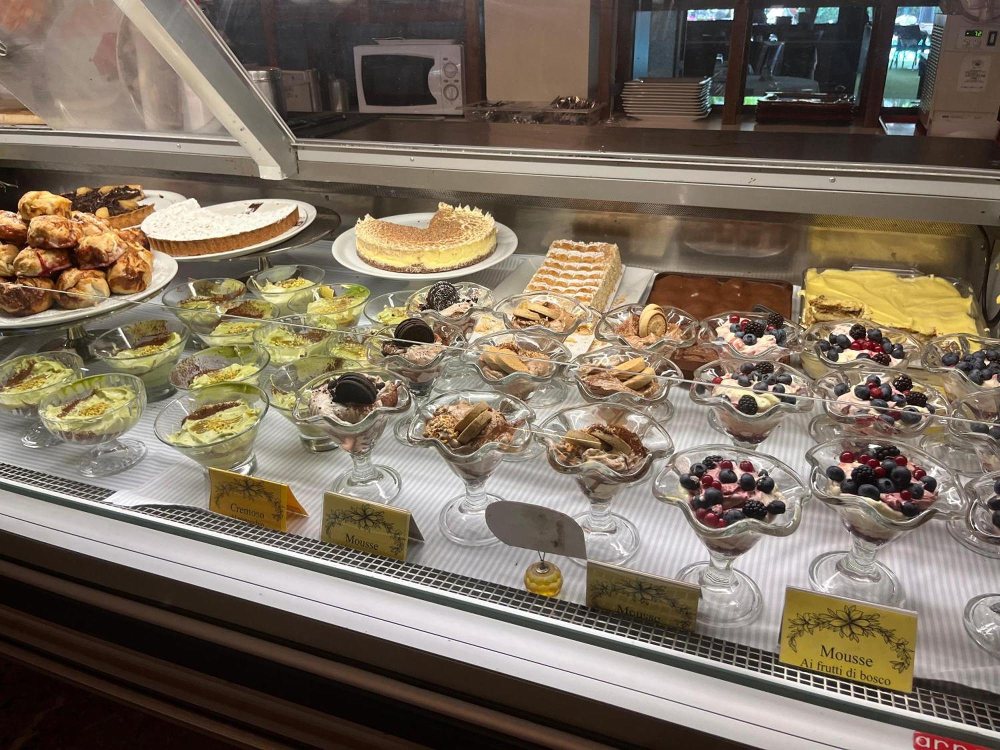 Hotel Sporting بروغيريو المظهر الخارجي الصورة
